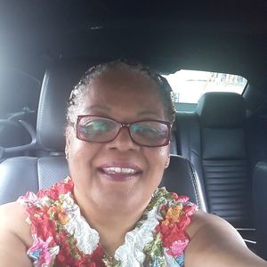 Meet your Posher, Connie